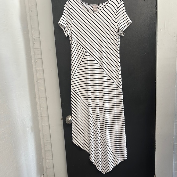 Chicos Maxi Asymmetrical Black & White Striped Dress Size 0 ( US 4-6) - Picture 2 of 7
